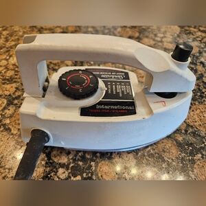 Sunbeam International Travel Iron